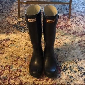 Hunter Tall Gloss Rain Boots